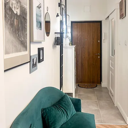 Apartment Rosa Marina - Klimatyczny - Centrum Wrzeszcz - 2 Sypialnie - Blisko Pkp - Office