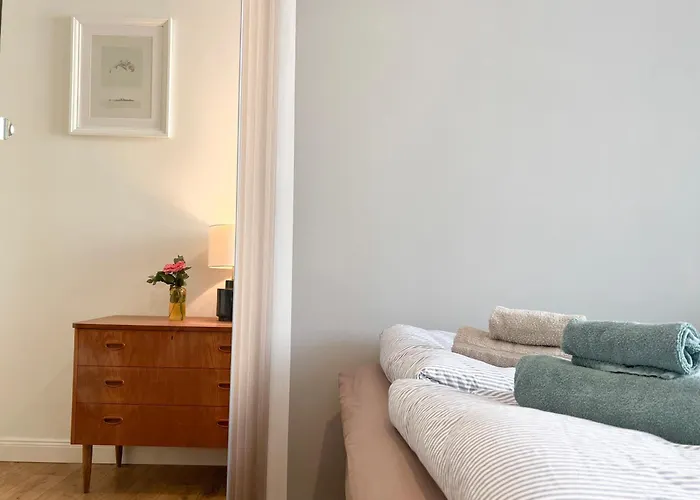 Rosa Marina - Klimatyczny - Centrum Wrzeszcz - 2 Sypialnie - Blisko Pkp Gdansk