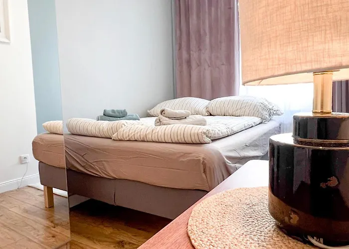 Rosa Marina - Klimatyczny - Centrum Wrzeszcz - 2 Sypialnie - Blisko Pkp Apartment